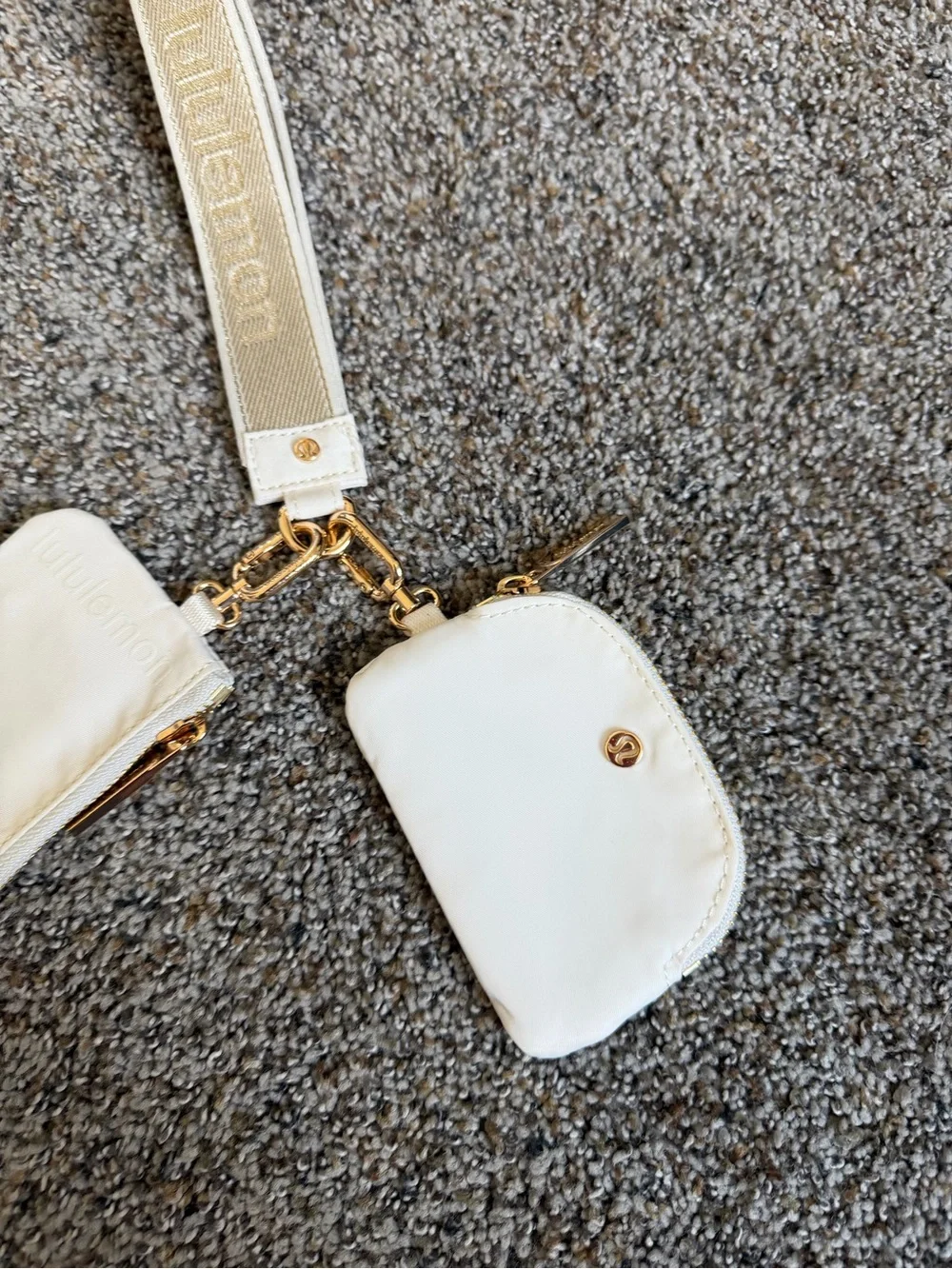 Lululemon Dual Pouch Wristlet Wordmark Gold White Opal Cream Pre-owned